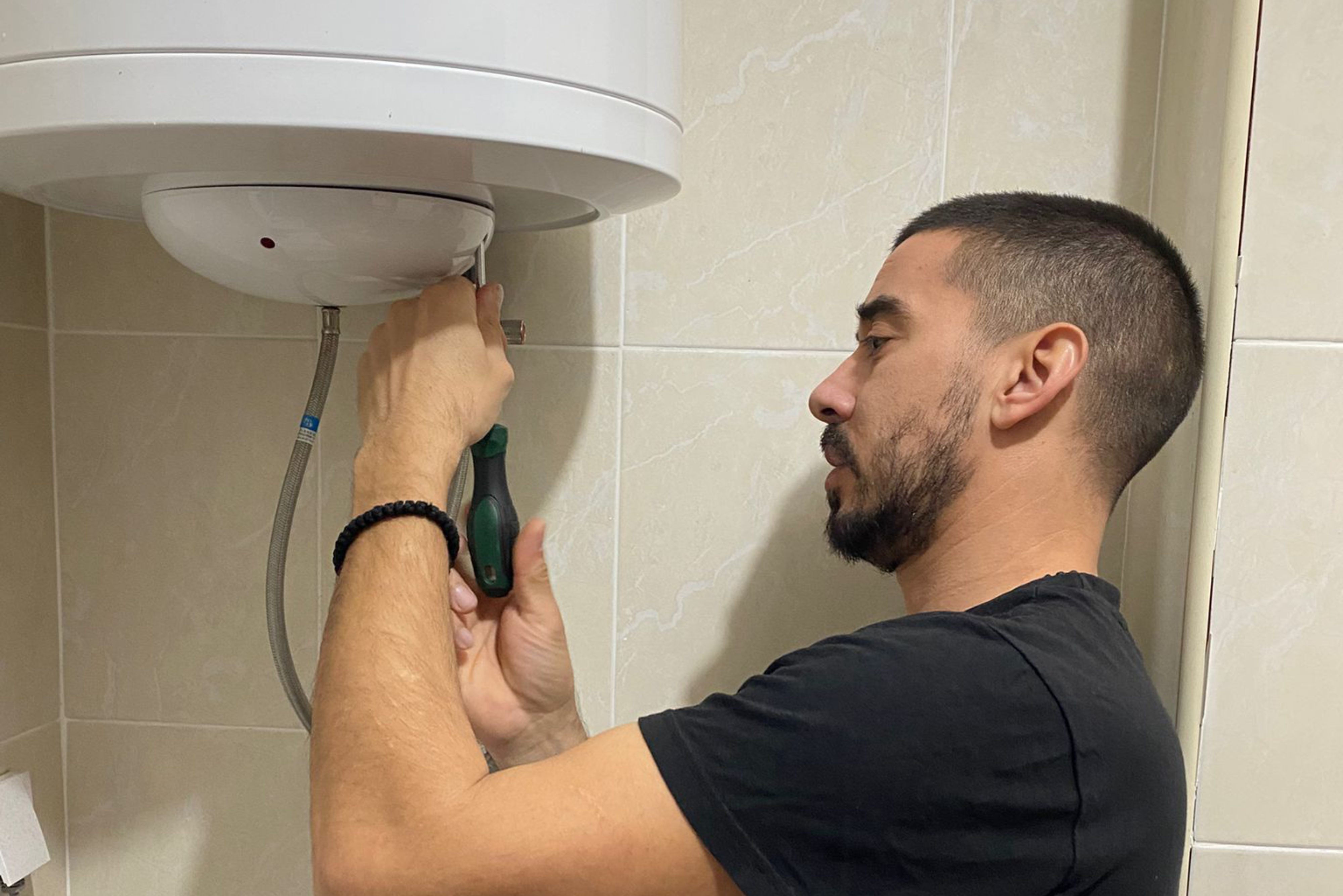 Majstor Beograd - profesionalne majstorske usluge električar vodoinstalater klima montaža nameštaja grejanje